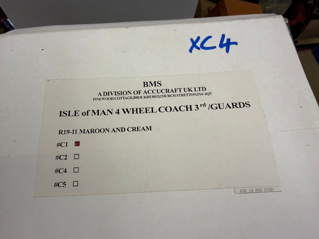 XC4 Accucraft IOM coach 32mm