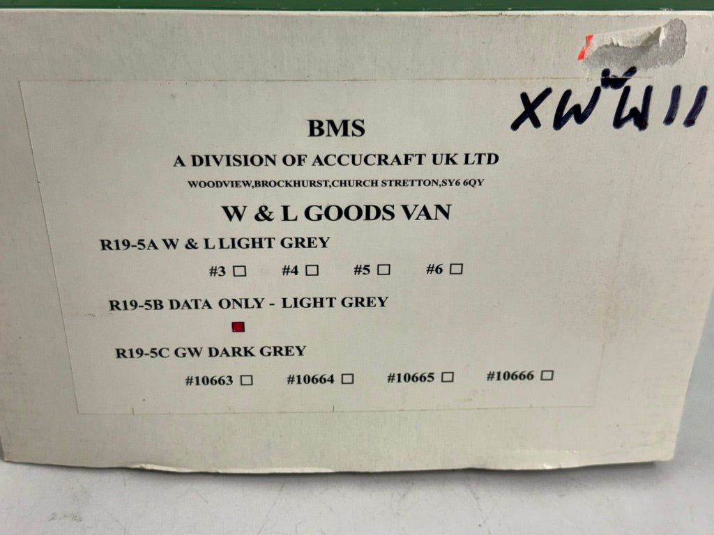 XWW11 Accucraft Goods Van 32/45mm