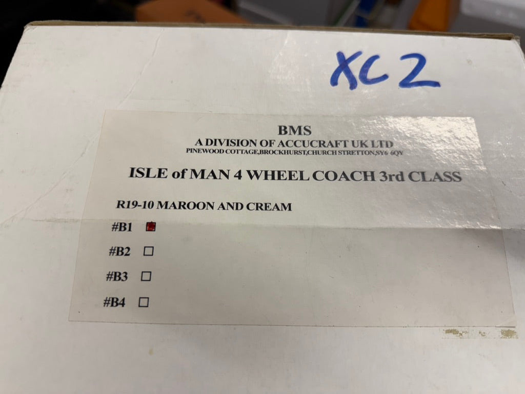 XC2 Accucraft IOM coach 32mm