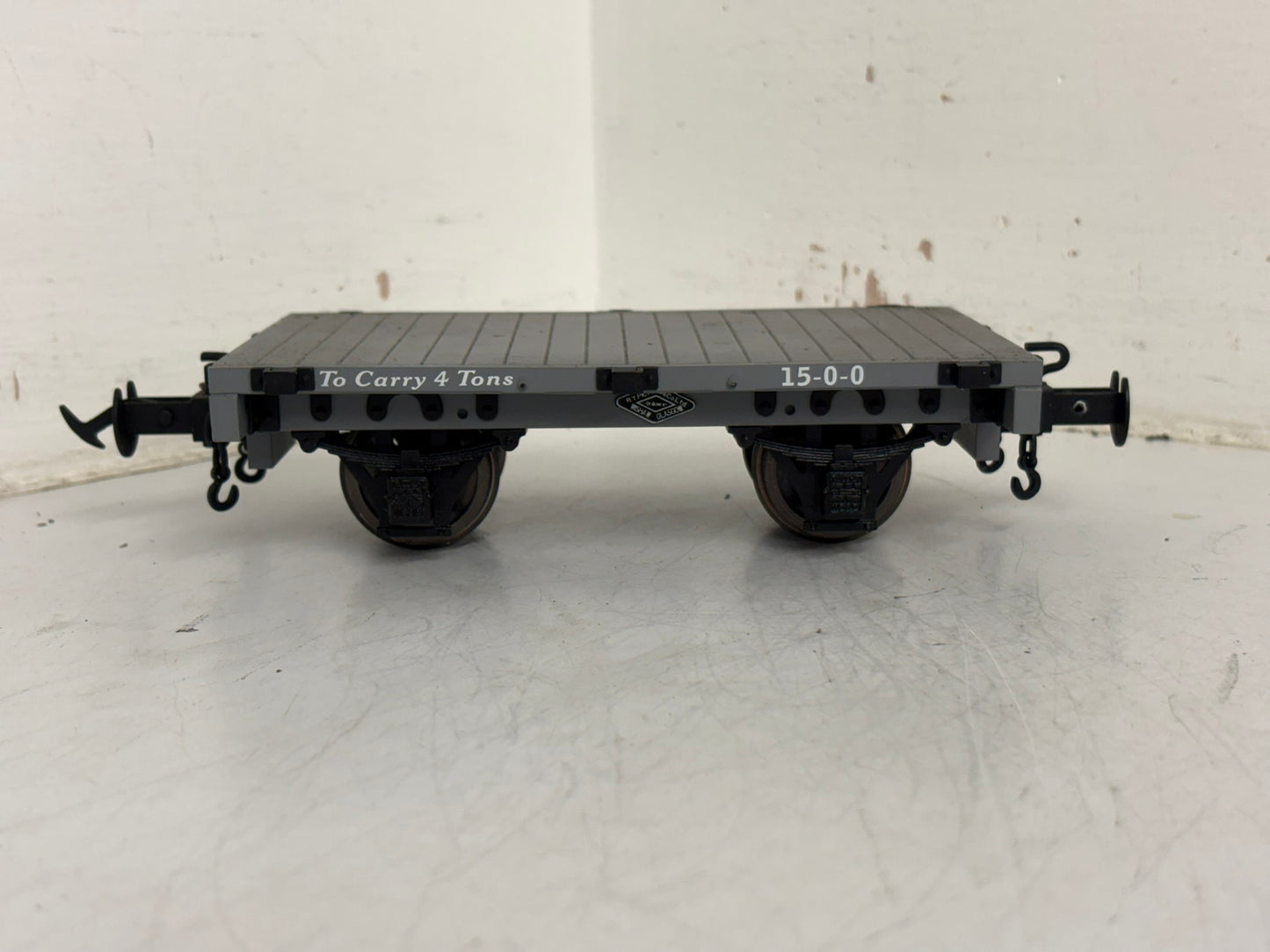 XW8 W&L Flat wagon 32mm