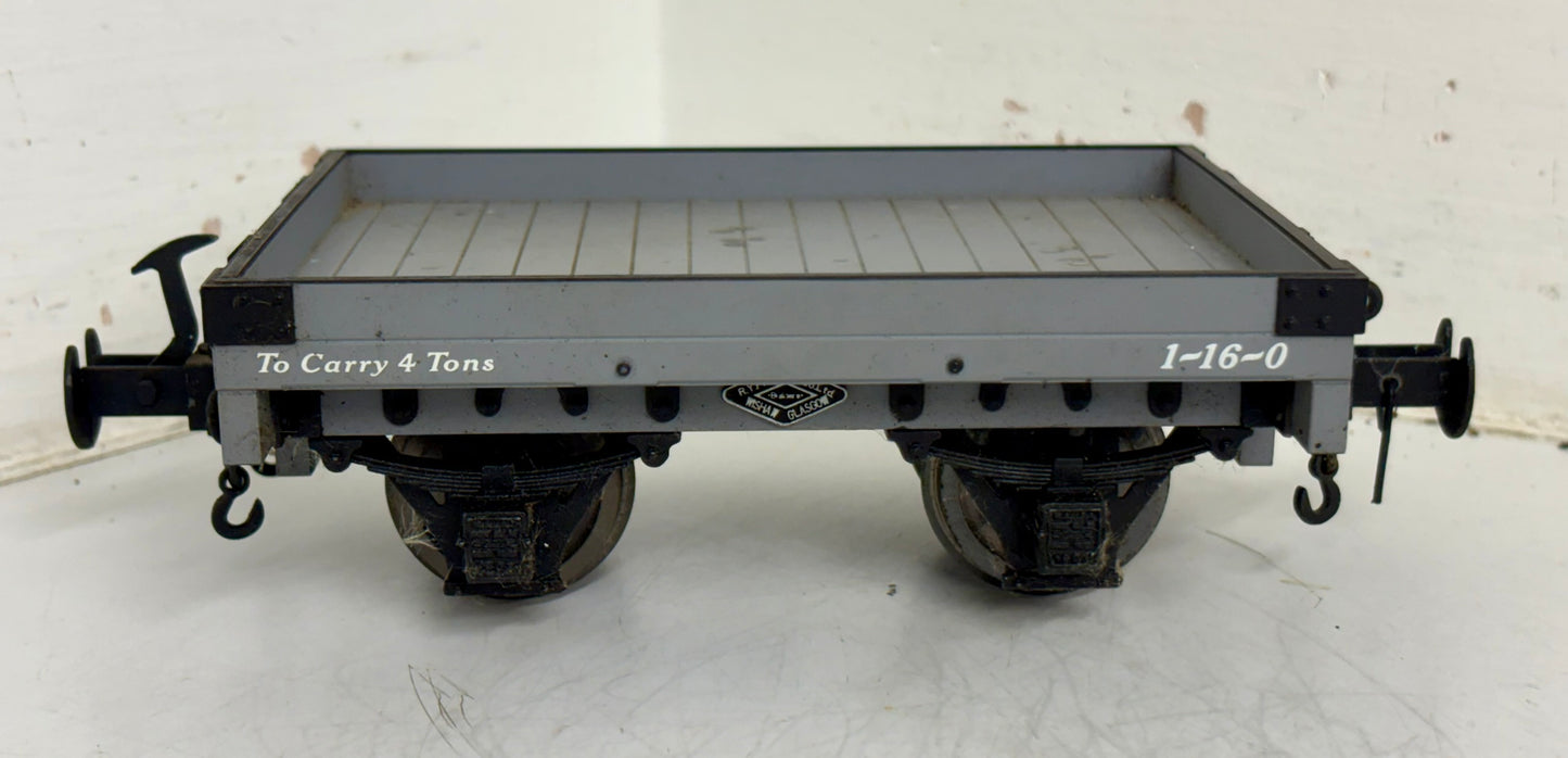XW6 W&L 1 plank wagon 32mm