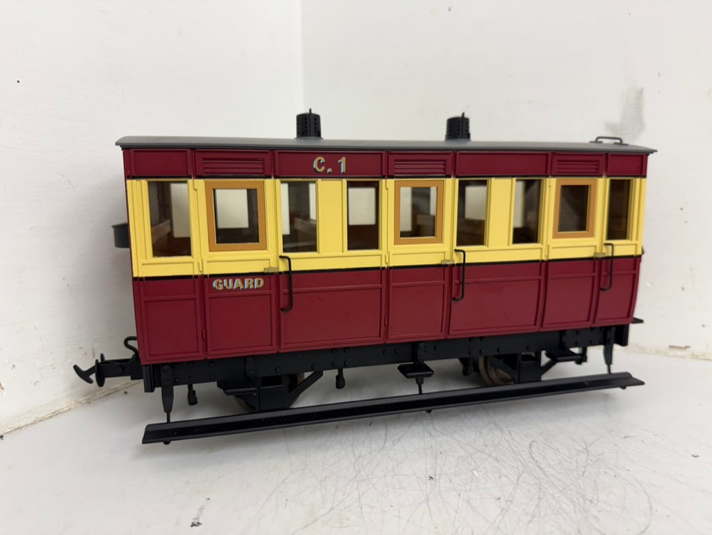 XC4 Accucraft IOM coach 32mm