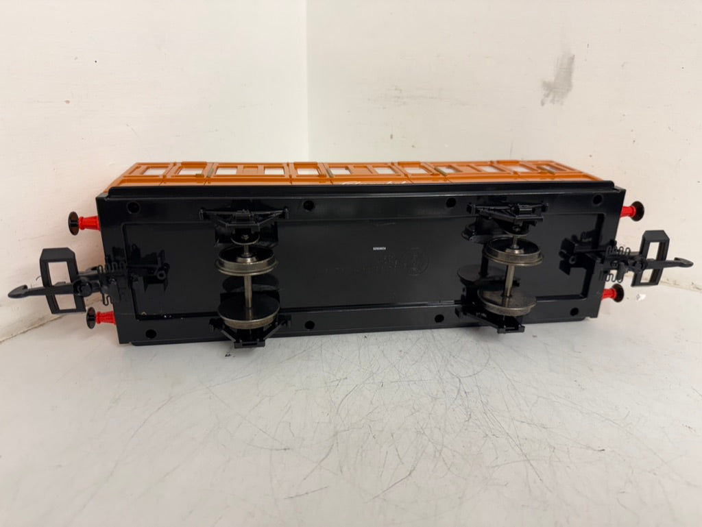 XC5 Bachmann Clarabel coach 32mm