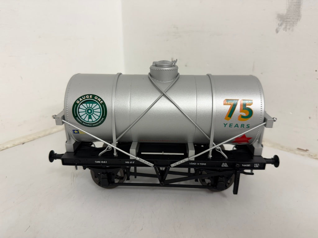 ZW9 14T Tank Wagon