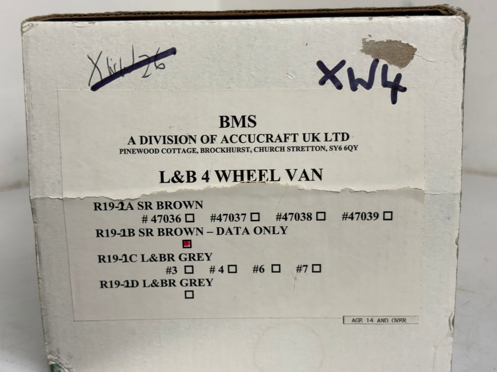 XW4 Lynton & Barnstaple Van 32/45mm
