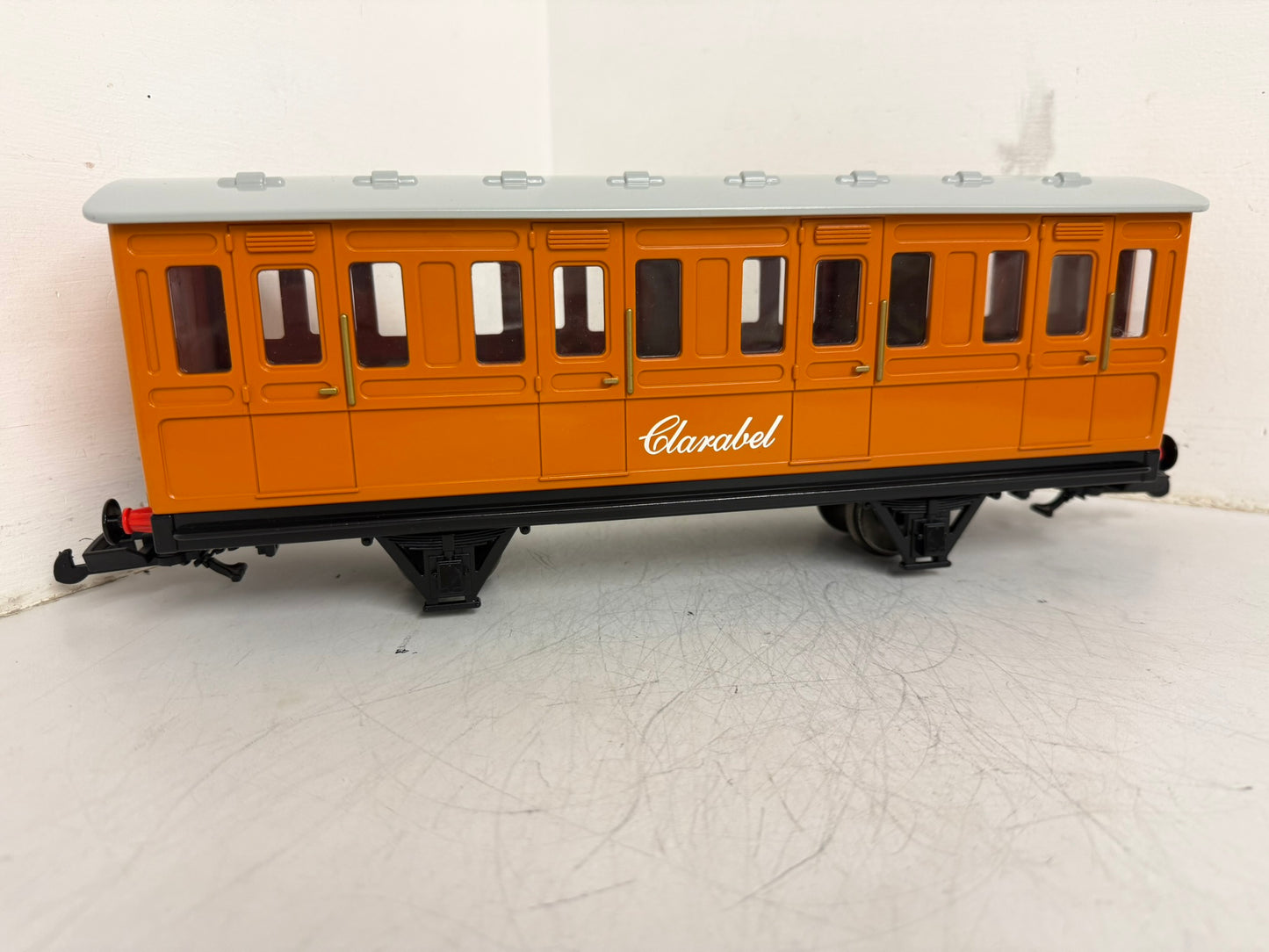 XC5 Bachmann Clarabel coach 32mm