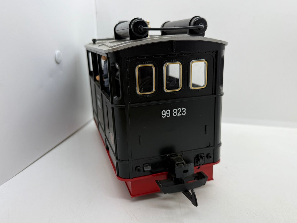 XA002 LGB Black Tram